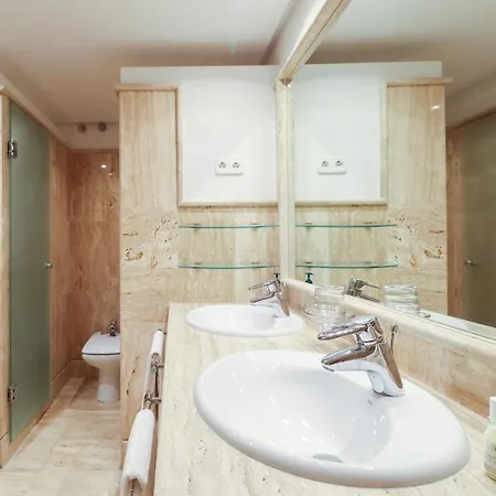 Family With Garden- Monteros Palm Apartment *